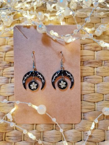 Boucles d’oreilles lune fleur de sureau